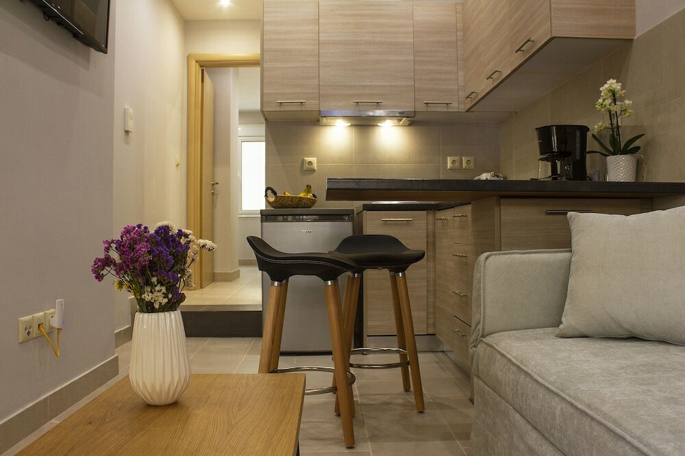 Фото 12 Keys Apartments