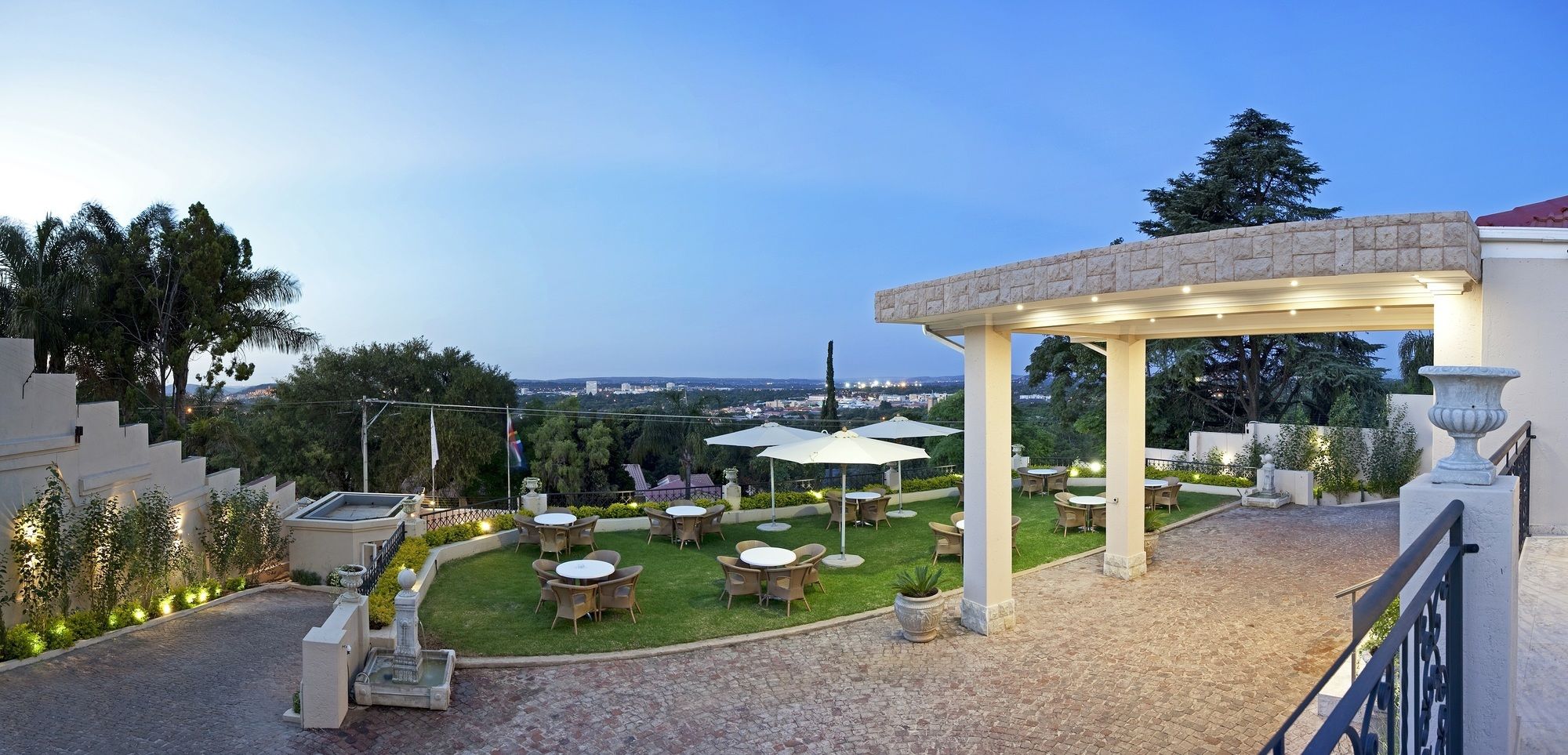 Фото 131 on Herbert Baker Boutique Hotel