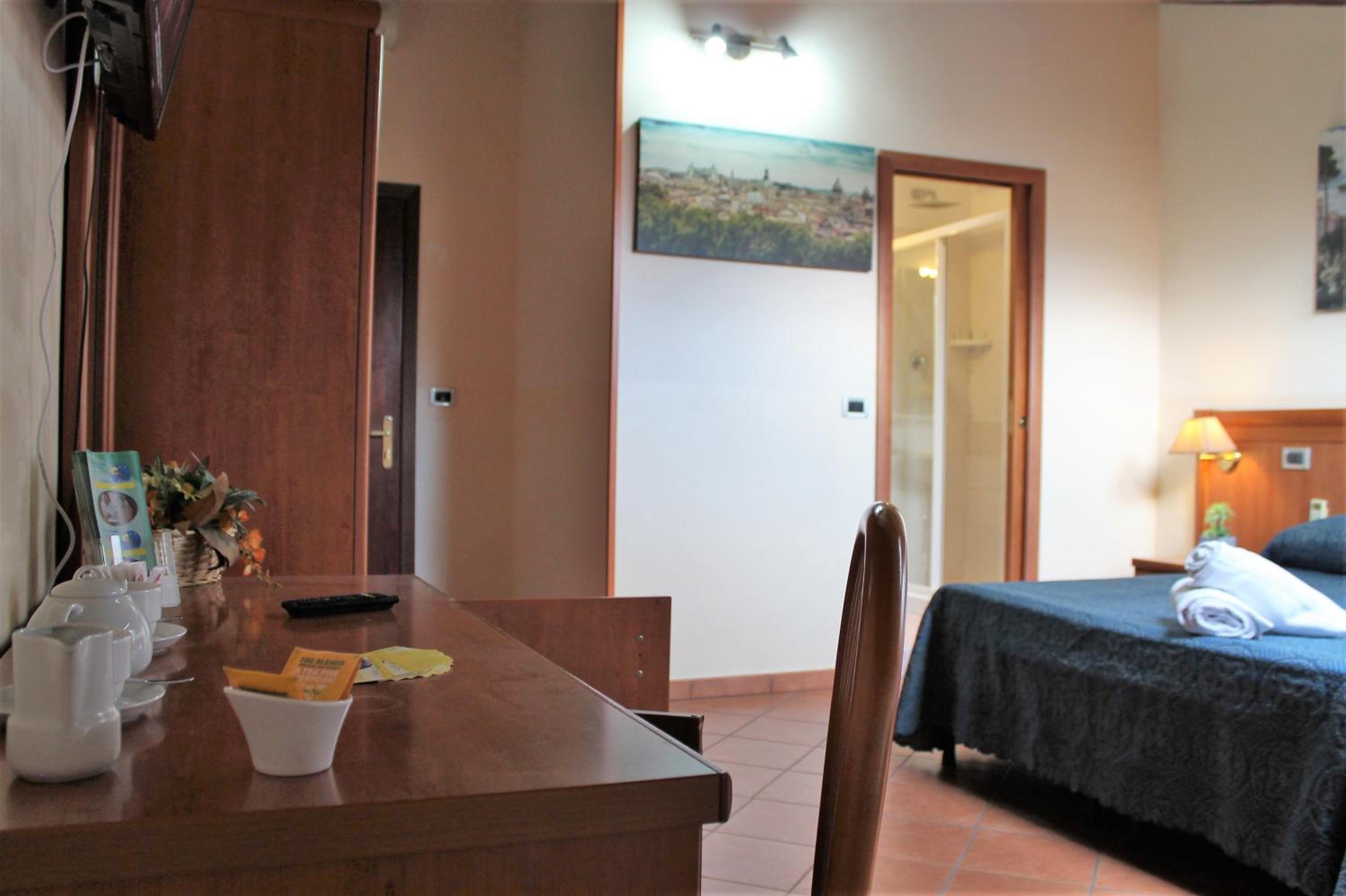 Фото Nights In Rome Hotel