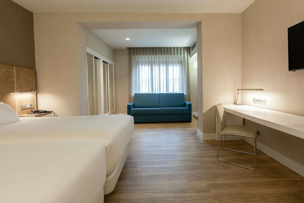 Hotel Nh Oviedo Principado, Oviedo, photo