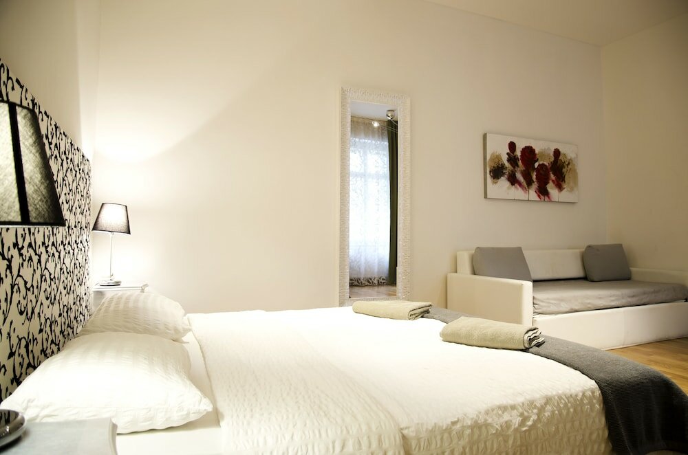 Фото Dolce Vita Suites Hotel