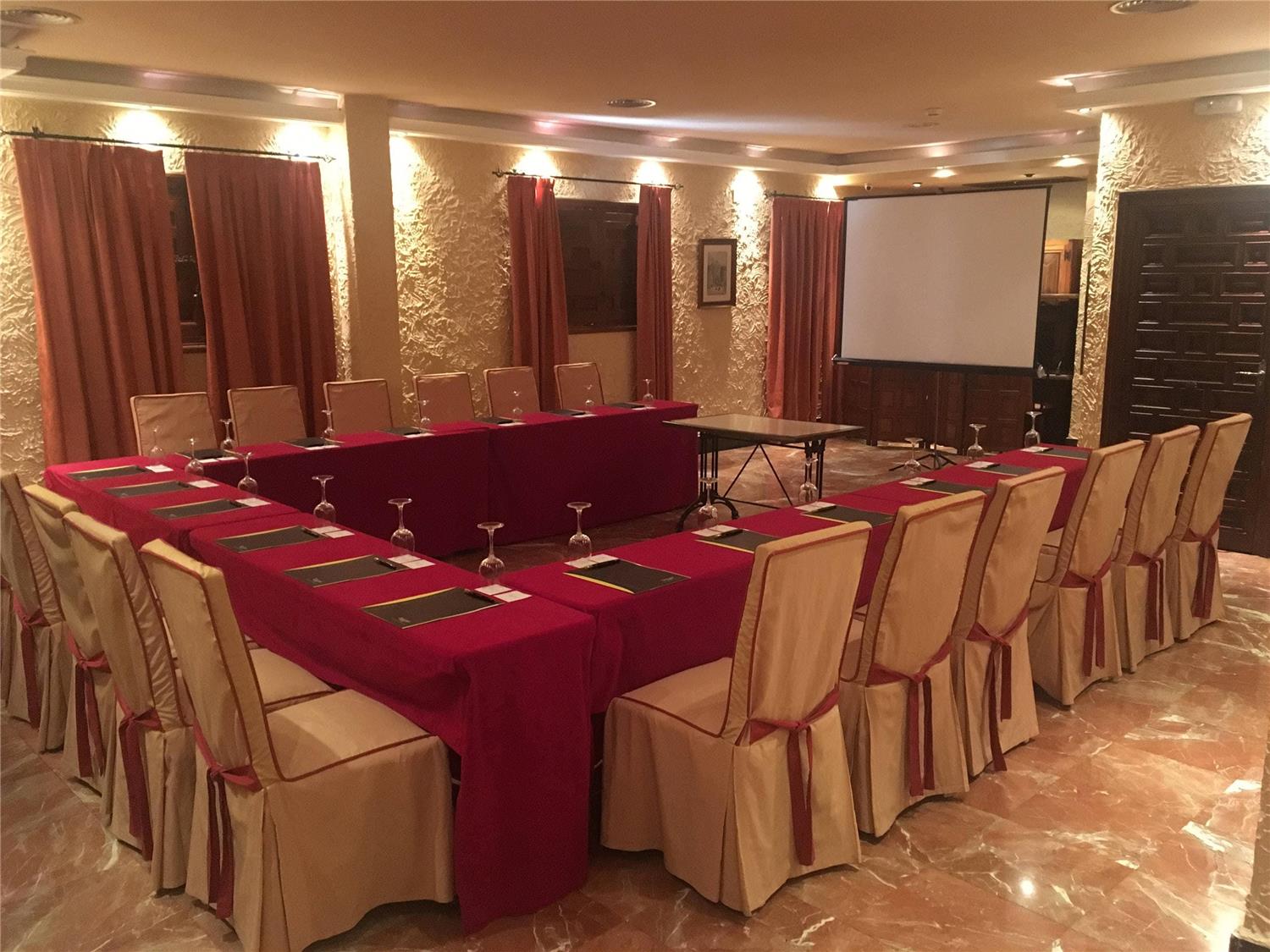 Фото Hotel Sercotel Alfonso VI