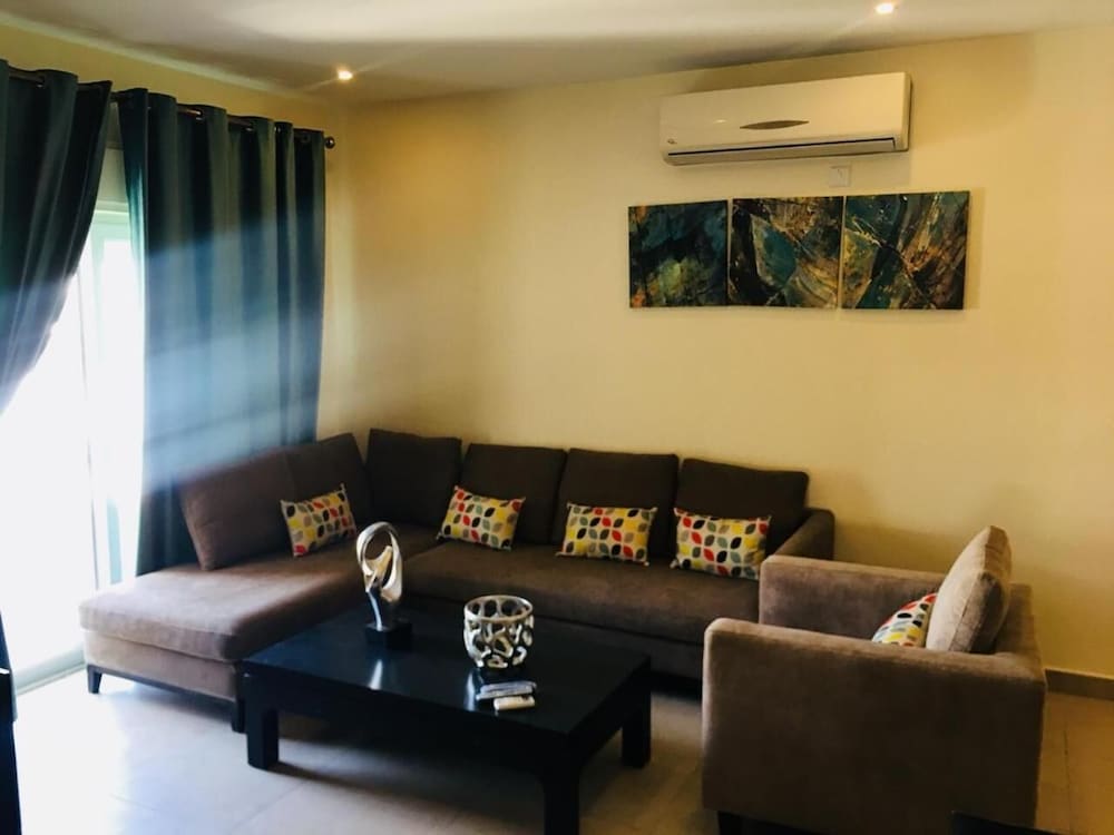 Фото Lijam Hotel