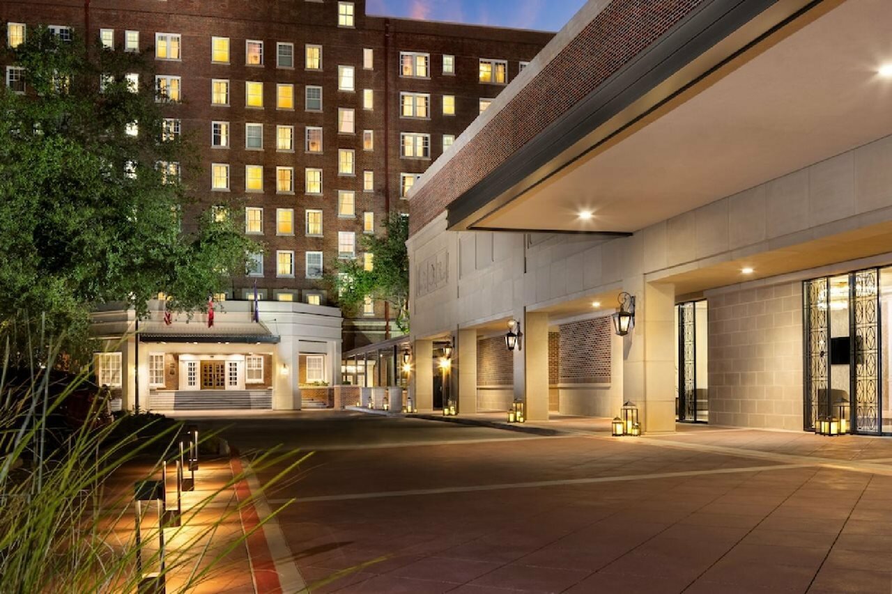 Фото Warwick Melrose Dallas