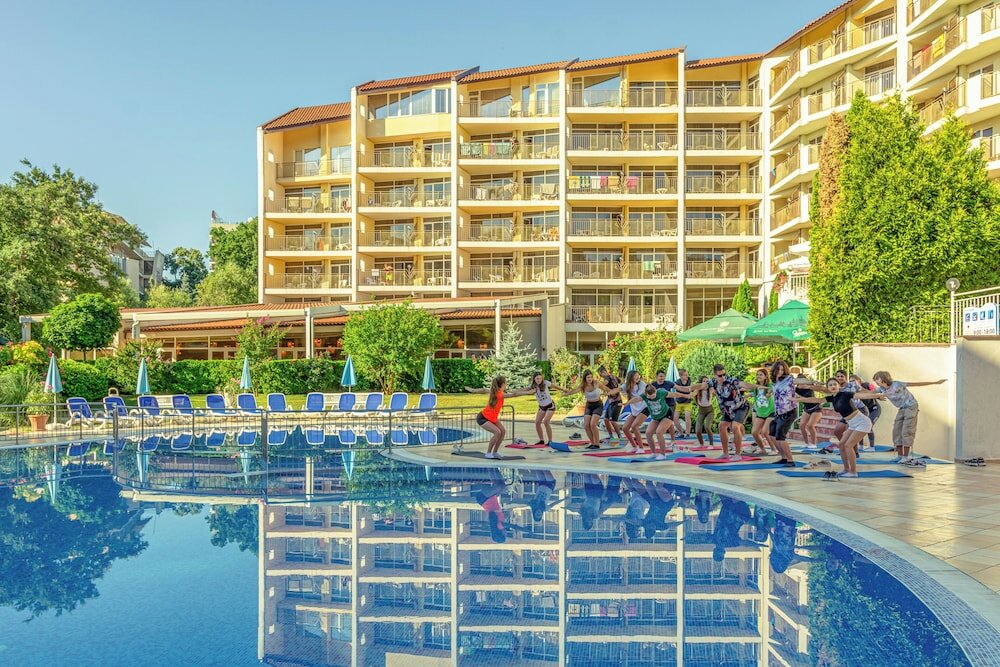 Фото Madara Park Hotel