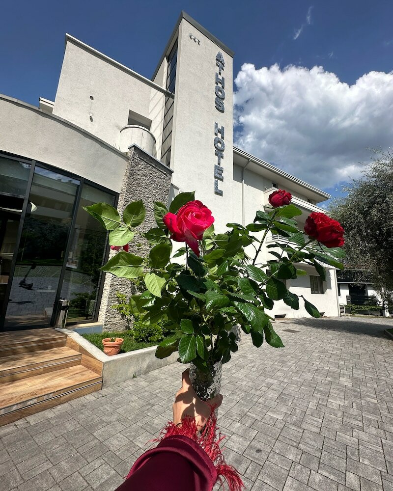 Фото Athos Hotel