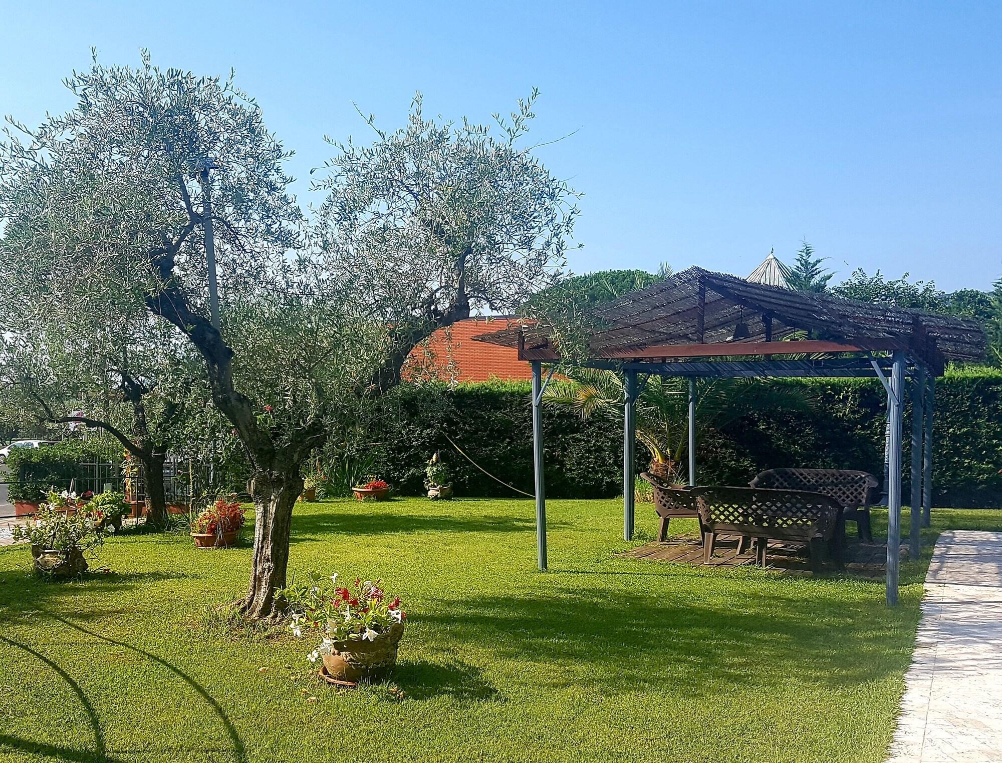 Фото Albergo Ristorante Ama La Luna