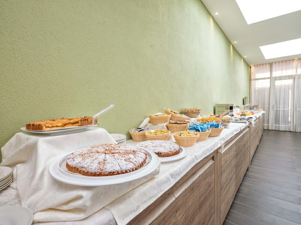 Фото Hotel For You