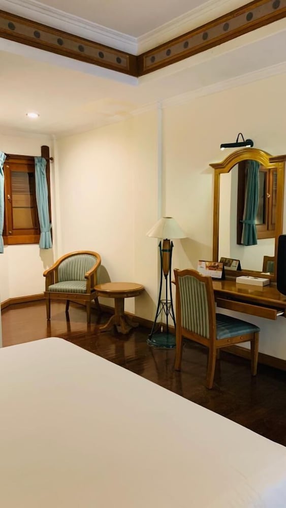 Фото Kresna Hotel Wonosobo