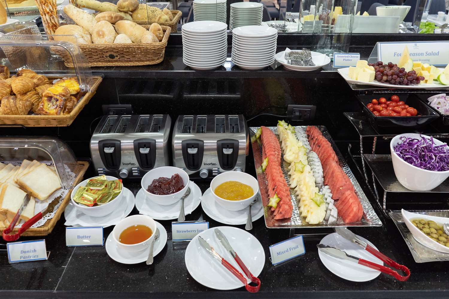 Фото SureStay Hotel by Best Western Vientiane