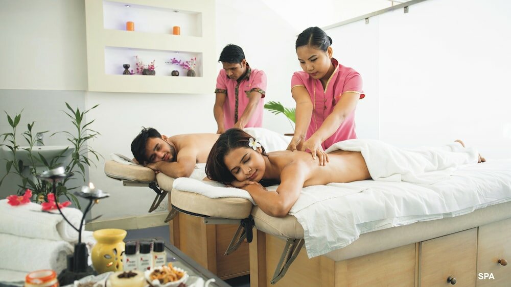 Фото Hotel Clarks Shiraz