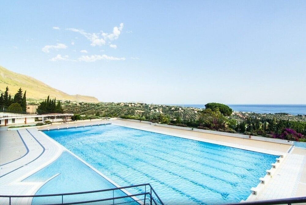 Фото Torre Artale Hotel