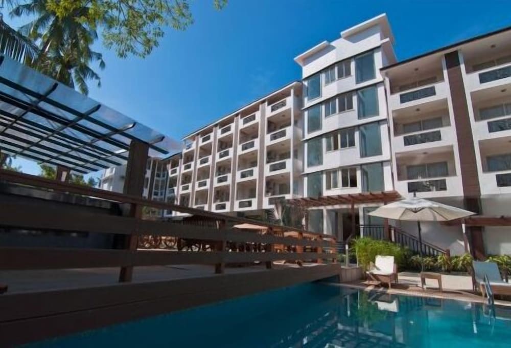 Фото Ramada by Wyndham Goa Arpora