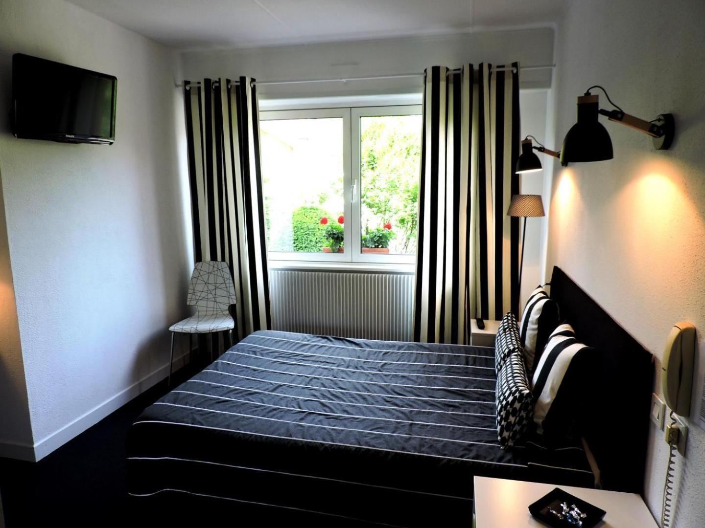 Фото Hôtel aux Sapins