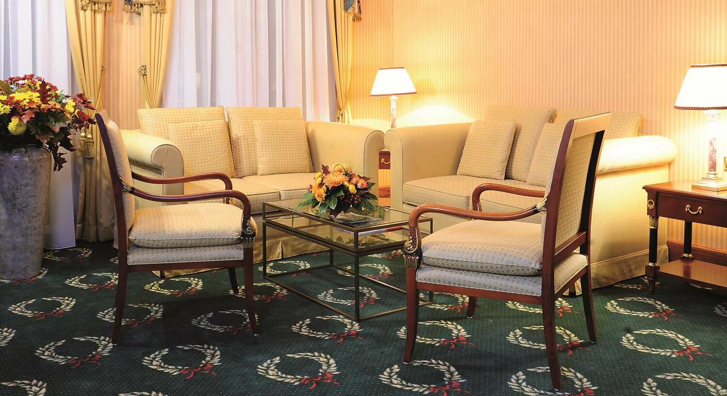 Фото Best Western Premier Grand Hotel Russischer Hof