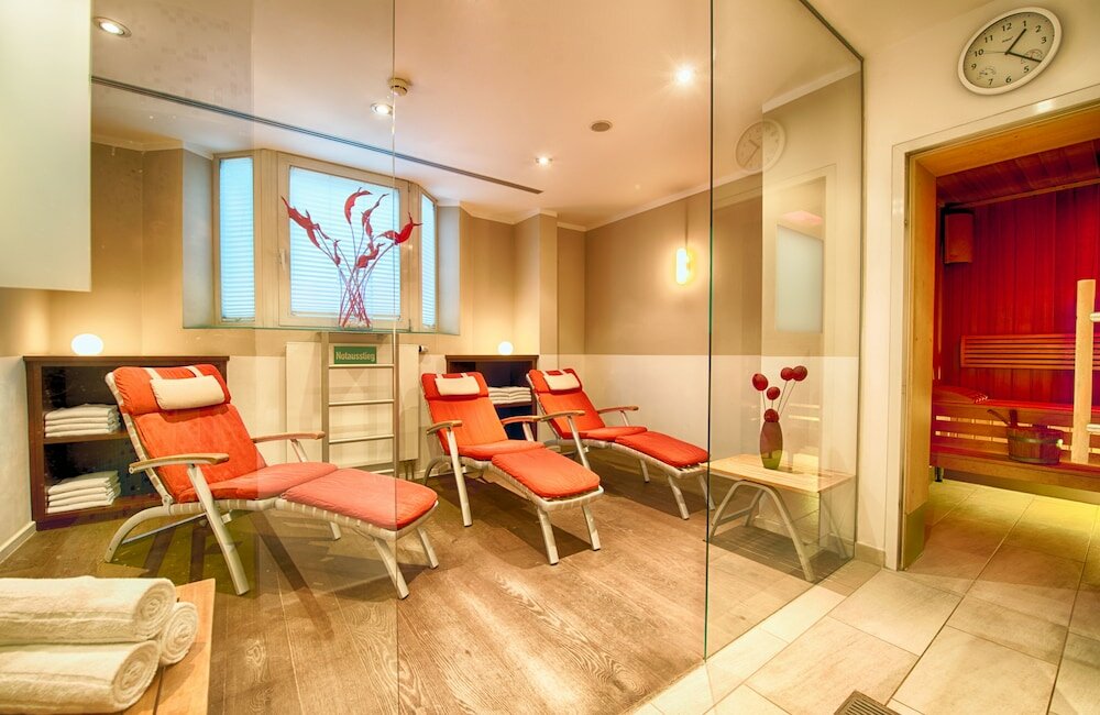 Фото Leonardo Hotel München City West