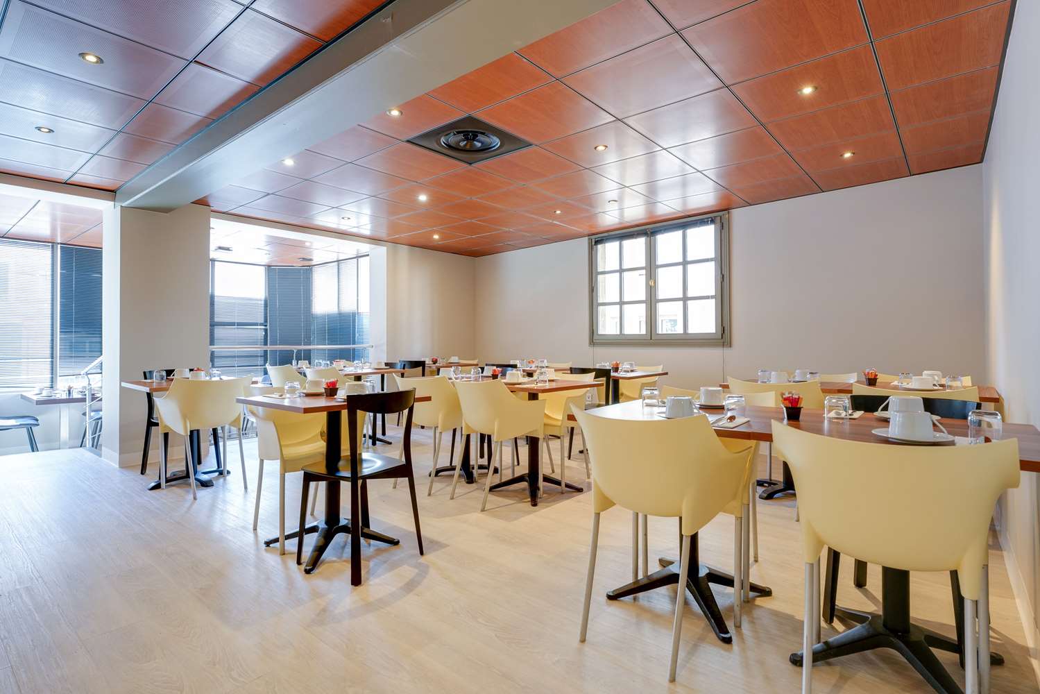 Фото Atrium Hotel