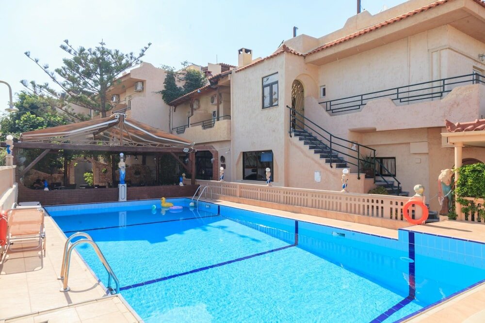 Фото Erato Hotel