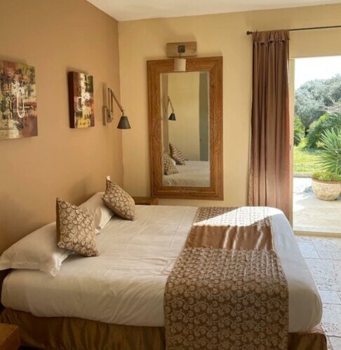 Гостиница Domaine De Licetto Villa в Сартене