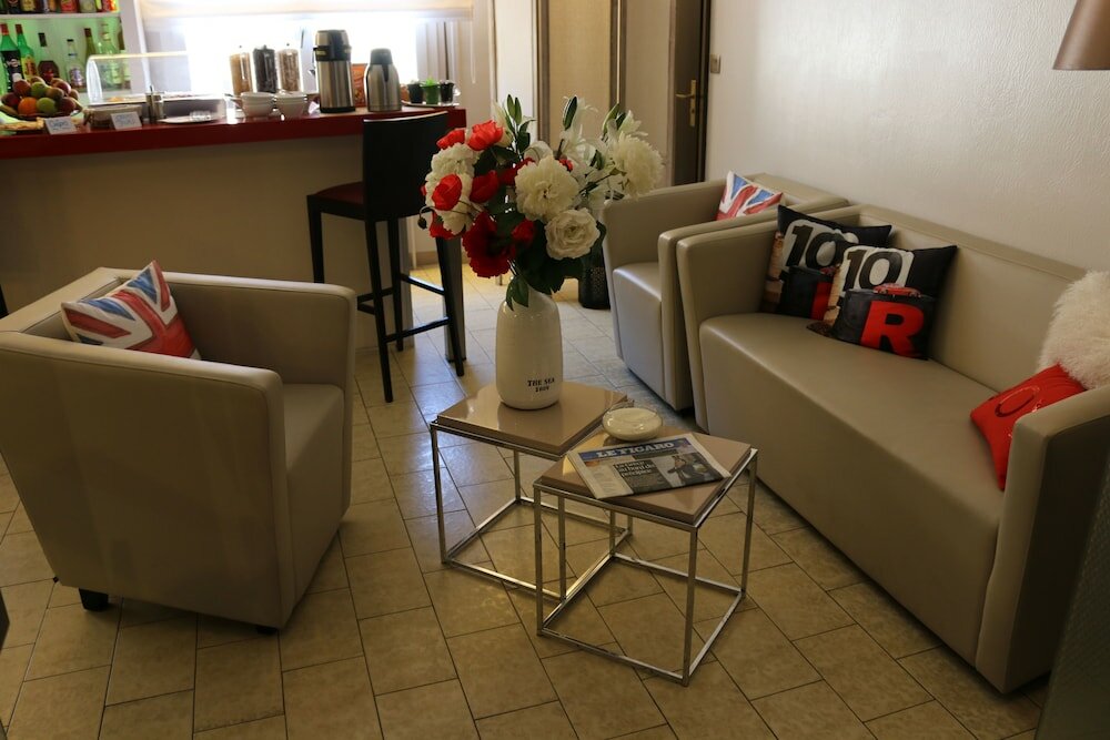 Фото Hotel Dauly Lyon