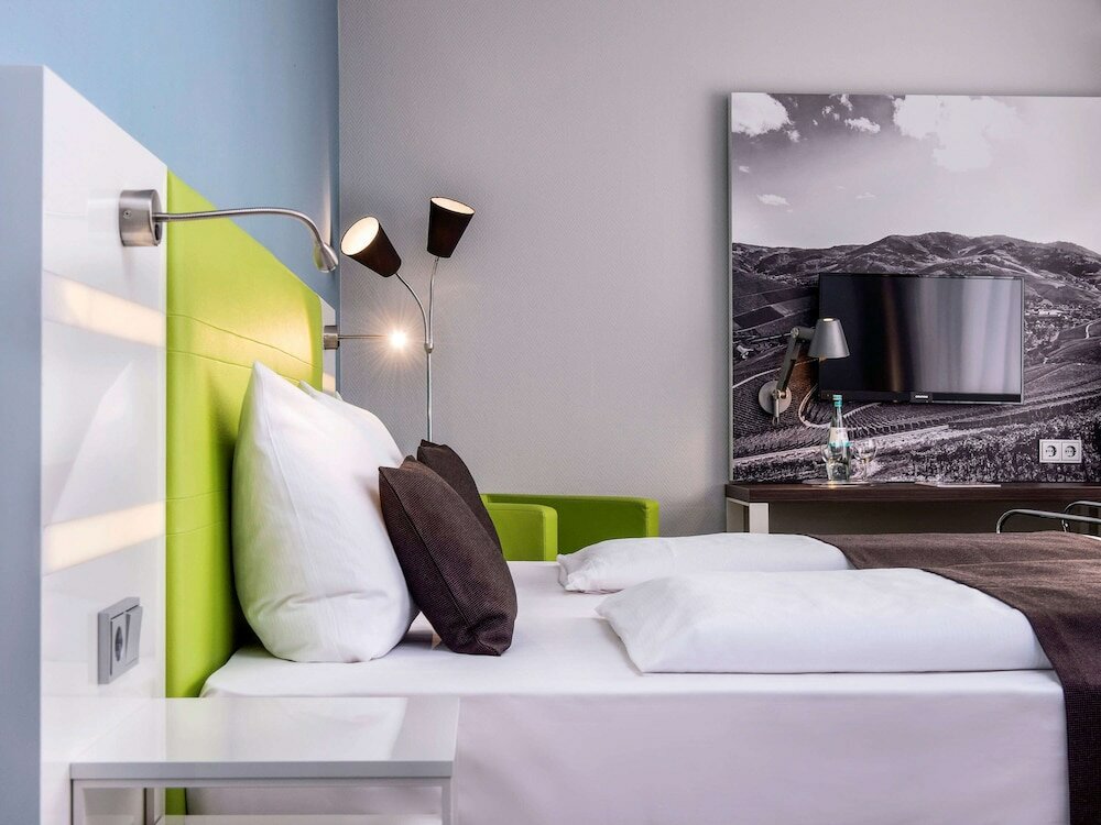Фото Ibis Styles Offenburg City