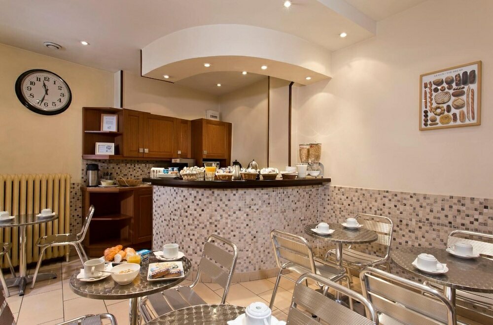 Фото Hotel Merryl