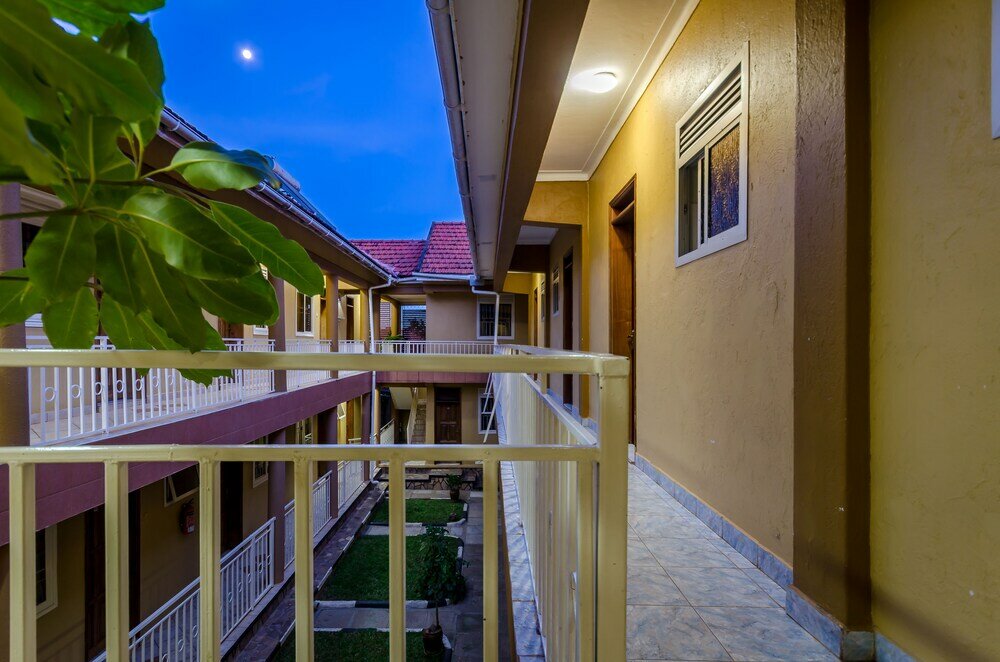 Фото Victoria Travel Hotel