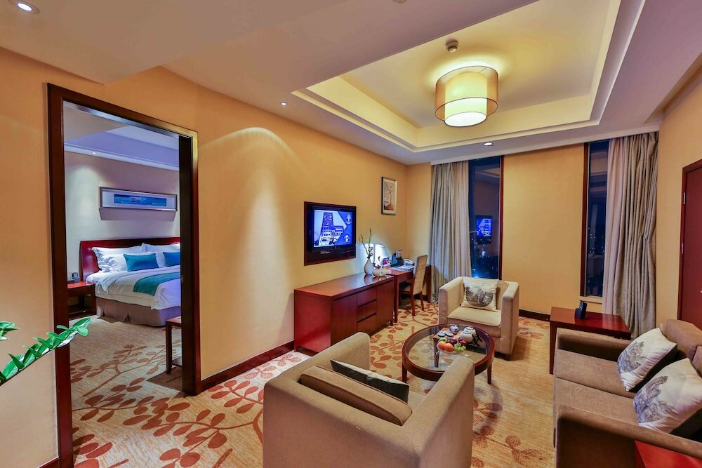 Фото Nade Freedom Hotel