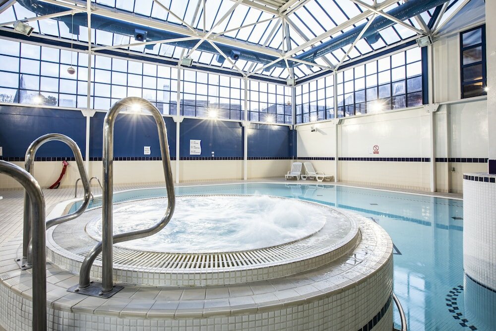 Фото Holiday Inn London - Sutton, an Ihg Hotel