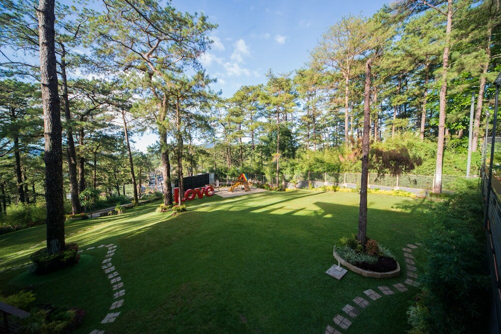 Фото Grand Sierra Pines Baguio