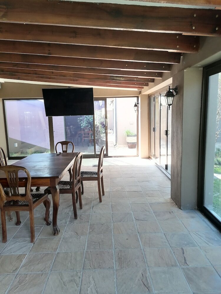 Фото Sand River Guest House