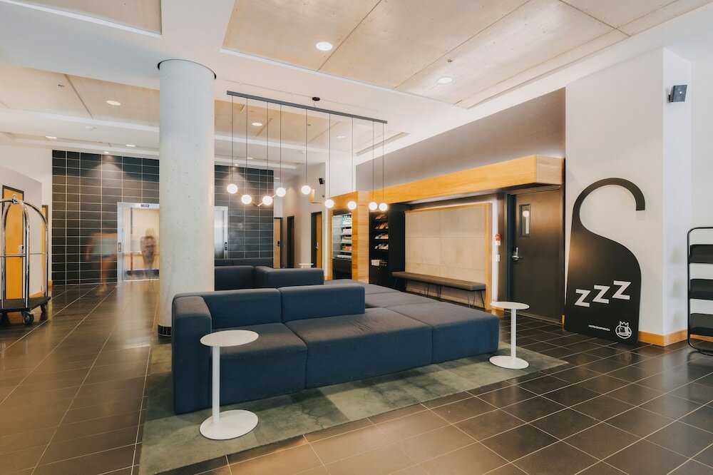 Фото Hotel Le Dauphin Montreal Centre Ville