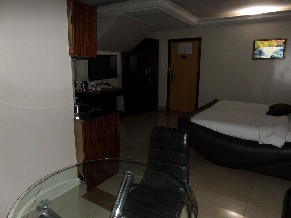 Фото Primal Hotel Ikeja Gra