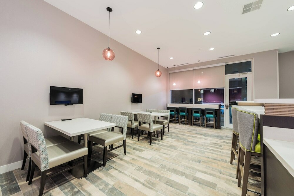 Фото TownePlace Suites by Marriott Chicago Schaumburg