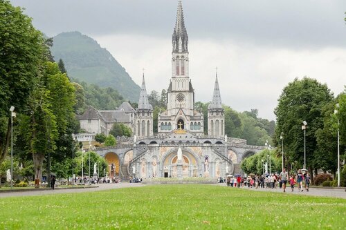 Внешний вид отеля The Originals City, Hôtel Astoria Vatican, Lourdes в Лурде, фото 3