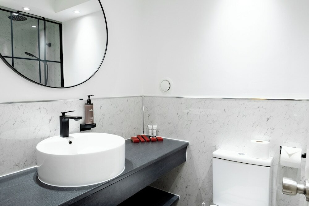 Фото Muthu Glasgow River Hotel