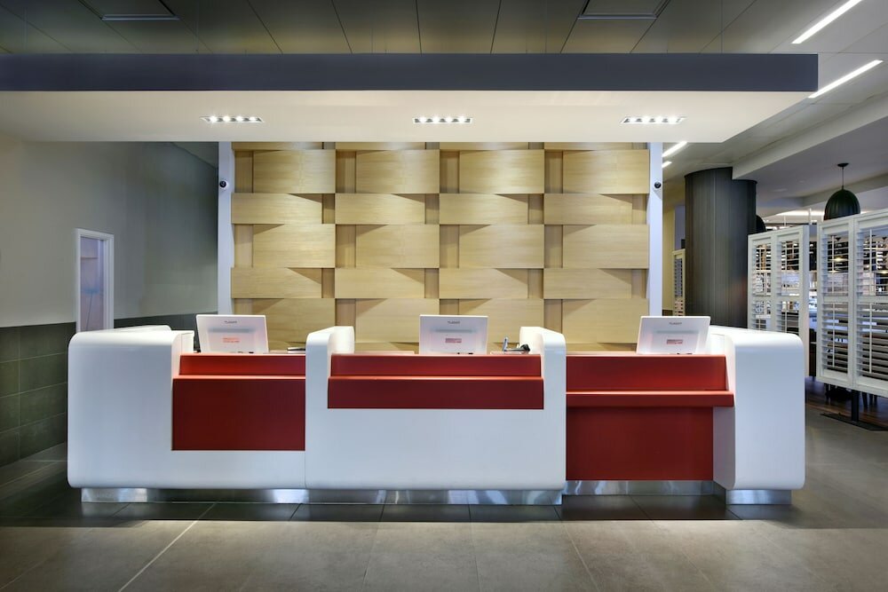 Фото DoubleTree by Hilton Ottawa Downtown