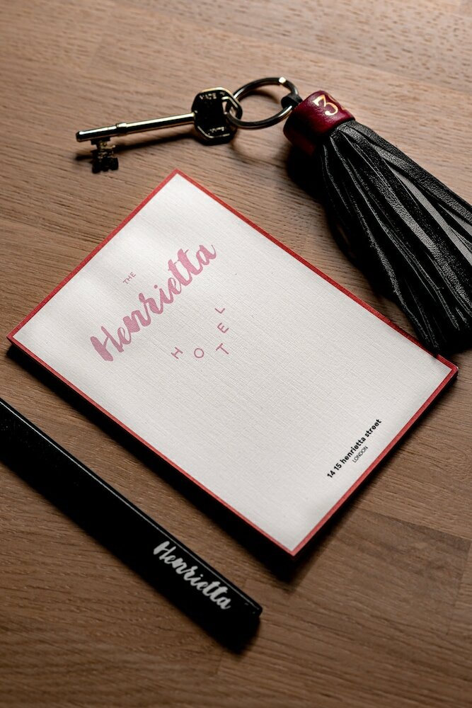 Фото The Henrietta Hotel