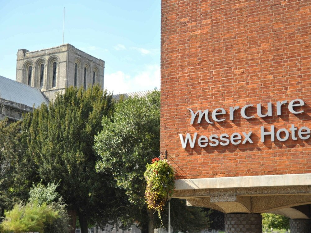 Фото Mercure Winchester Wessex Hotel