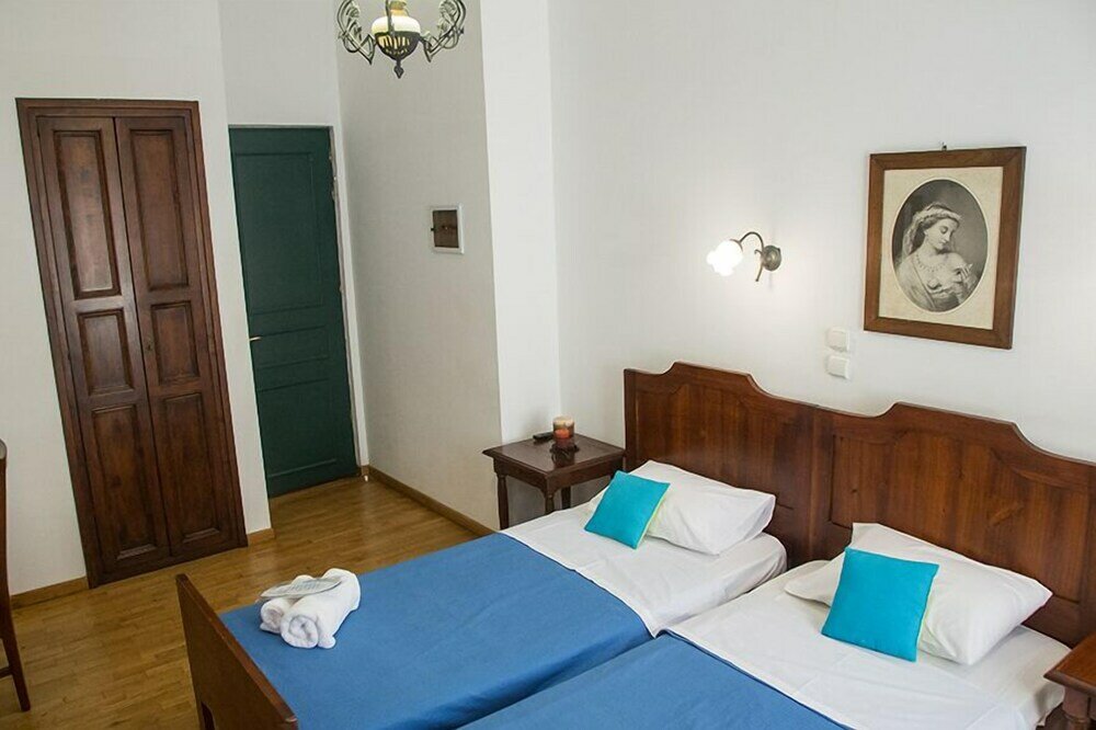 Фото Отель Ntouana