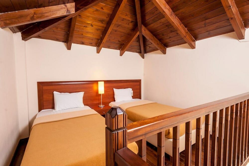 Фото Adelais Hotel