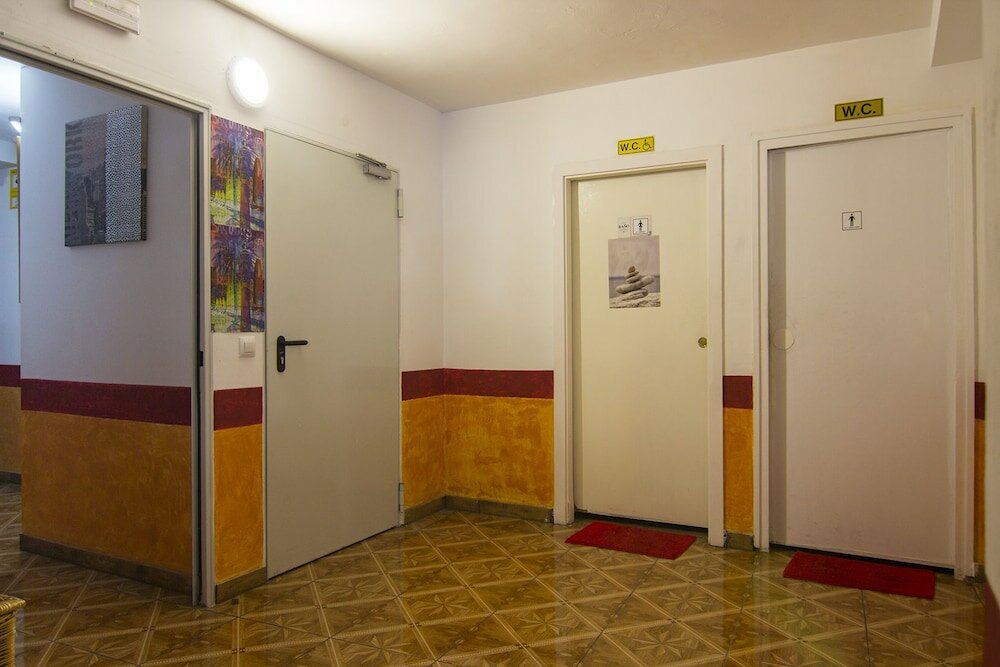 Фото Go Bcn Hi Sants - Hostel