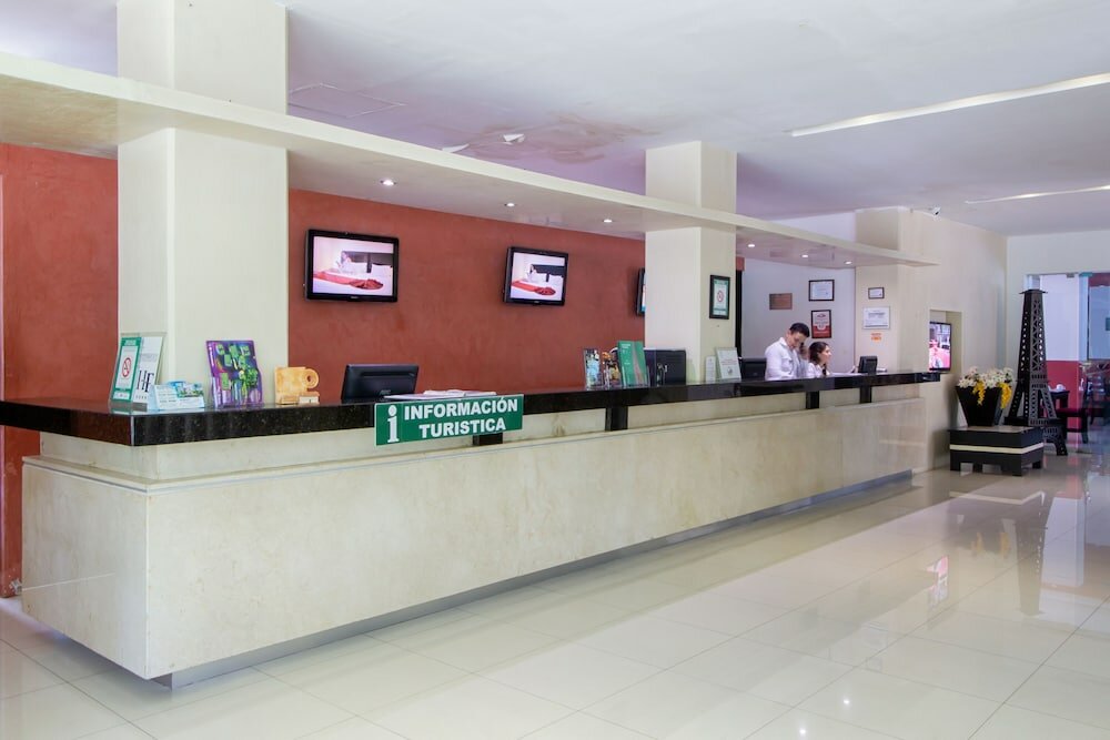 Фото Hotel El Español Paseo de Montejo