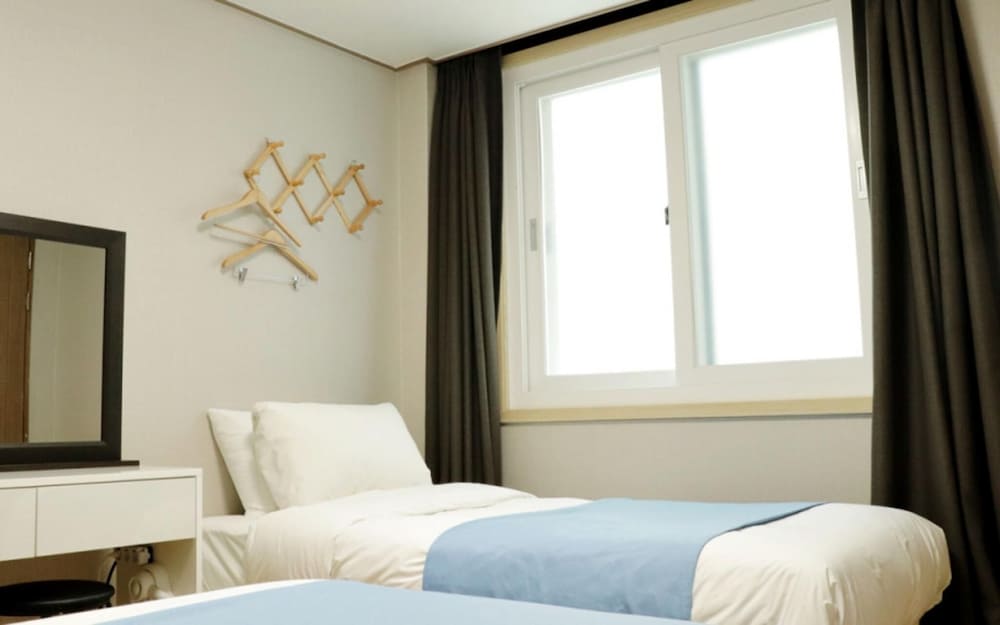 Фото Jeju Ora Stay Hotel