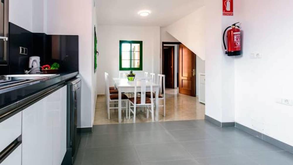 Фото Tarajalejo Village