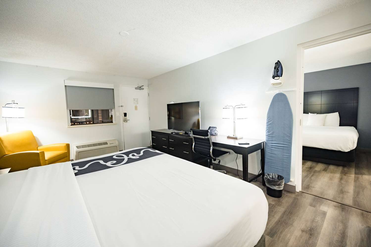 Фото La Quinta Inn by Wyndham Tampa Near Busch Gardens