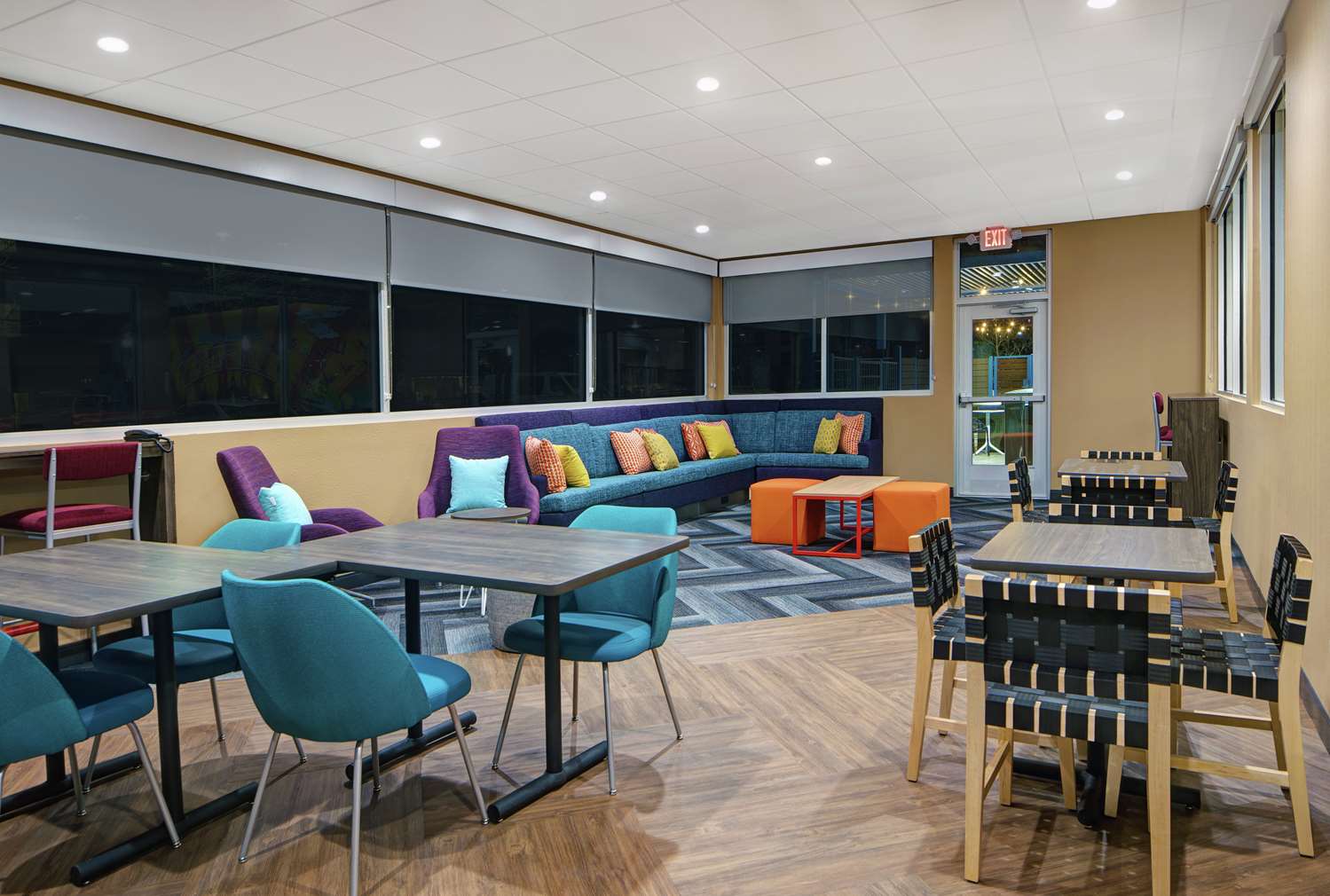 Фото Tru by Hilton Austin Airport, Tx