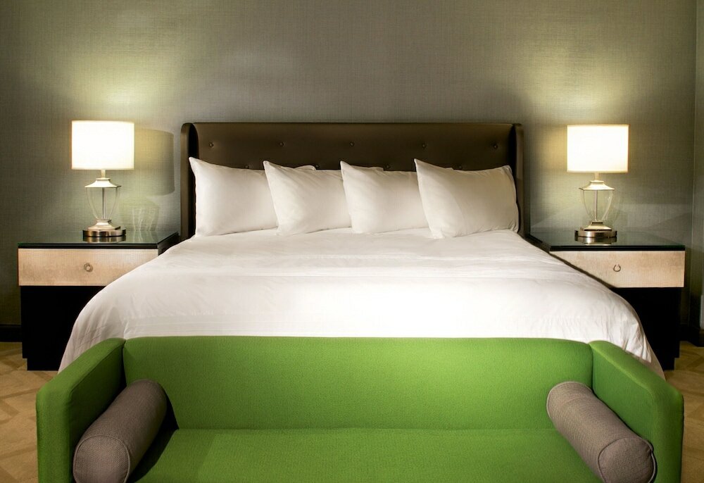 Фото Melrose Georgetown Hotel