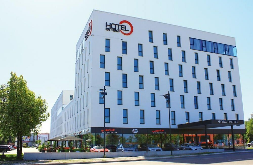 Фото Enso Hotel