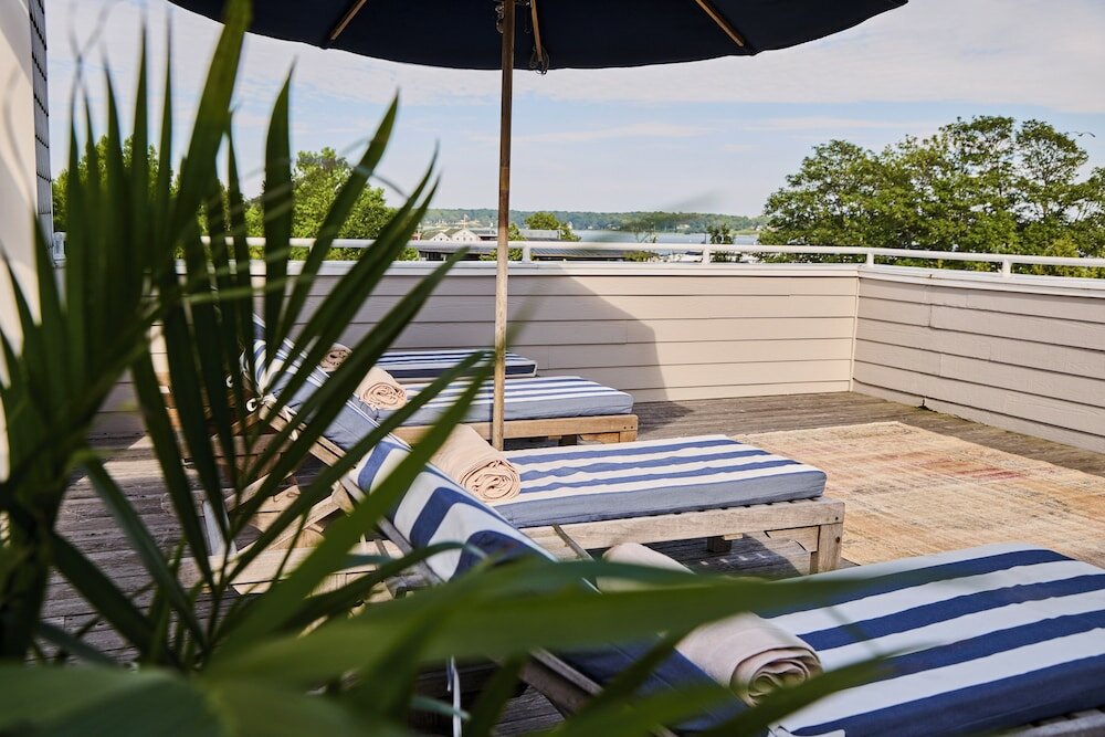 Фото The Harbor Front Inn